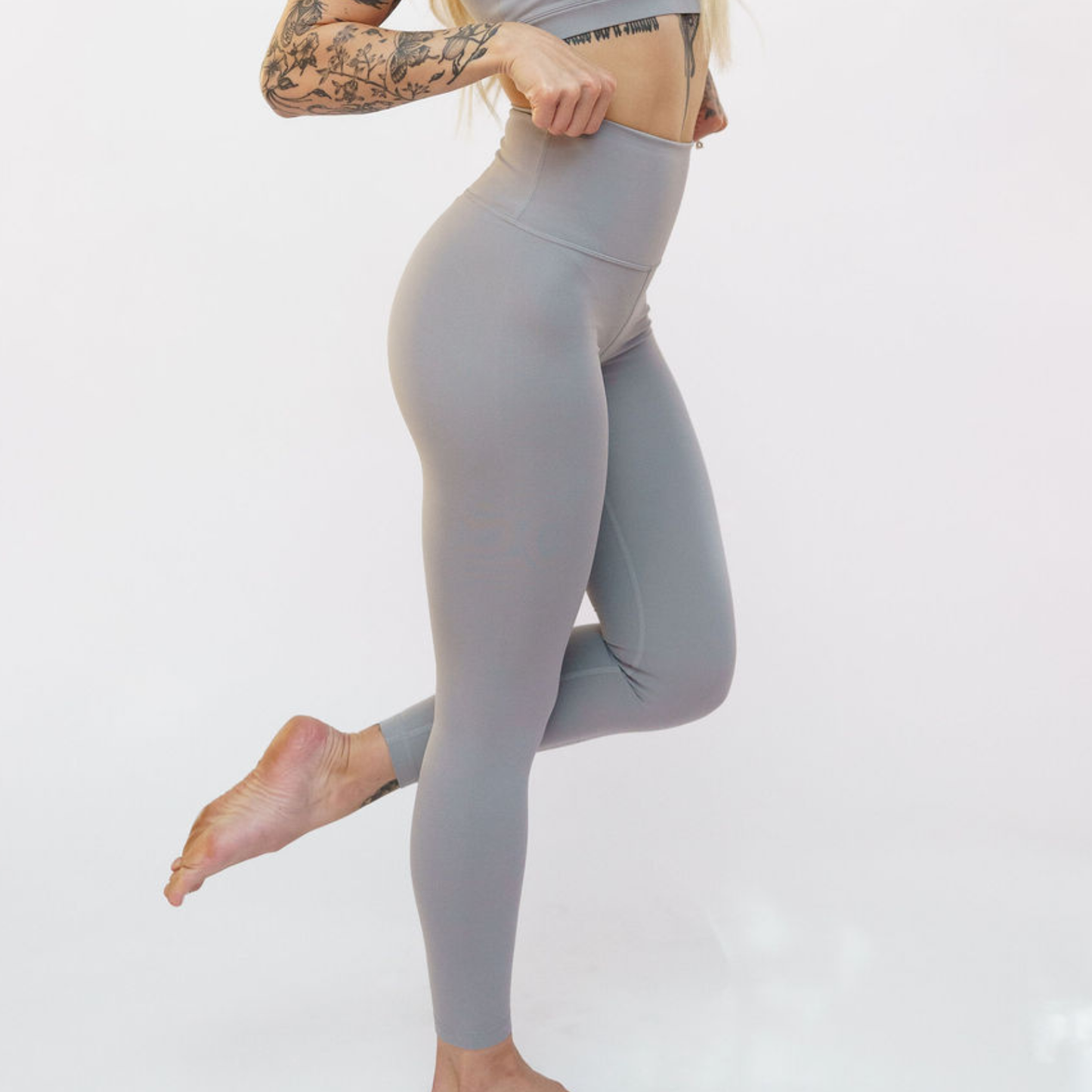 The G Yoga Pant - Grey