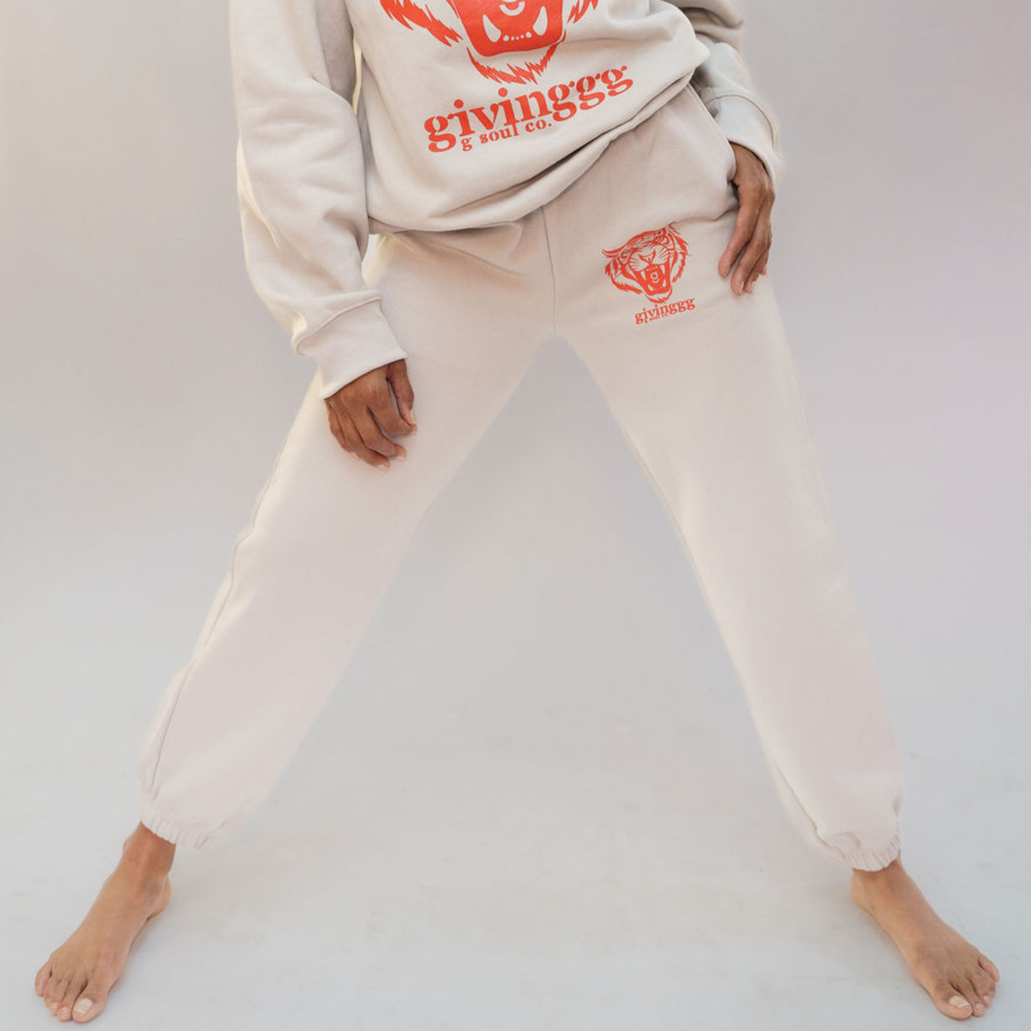 Givinggg Tiger Set - Bottom